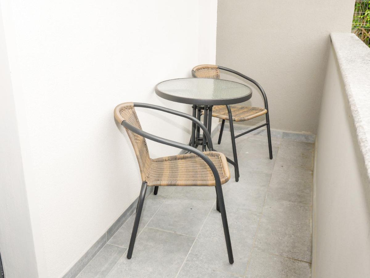 פיאטרה ניאמט Clement Apartments מראה חיצוני תמונה