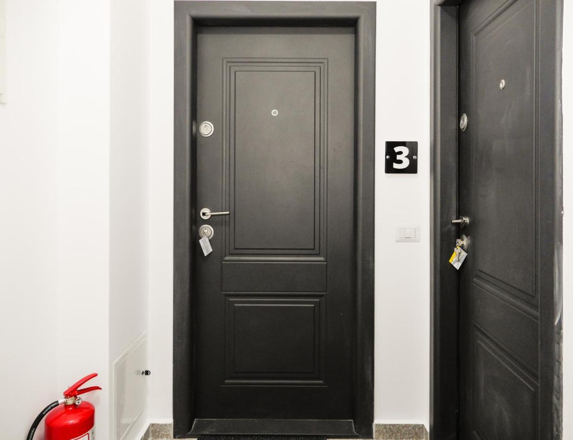 פיאטרה ניאמט Clement Apartments מראה חיצוני תמונה