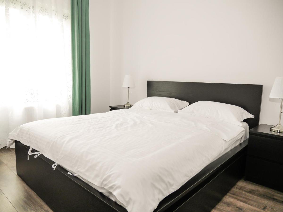פיאטרה ניאמט Clement Apartments מראה חיצוני תמונה