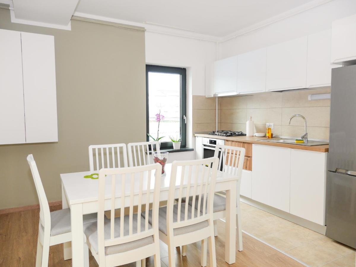 פיאטרה ניאמט Clement Apartments מראה חיצוני תמונה