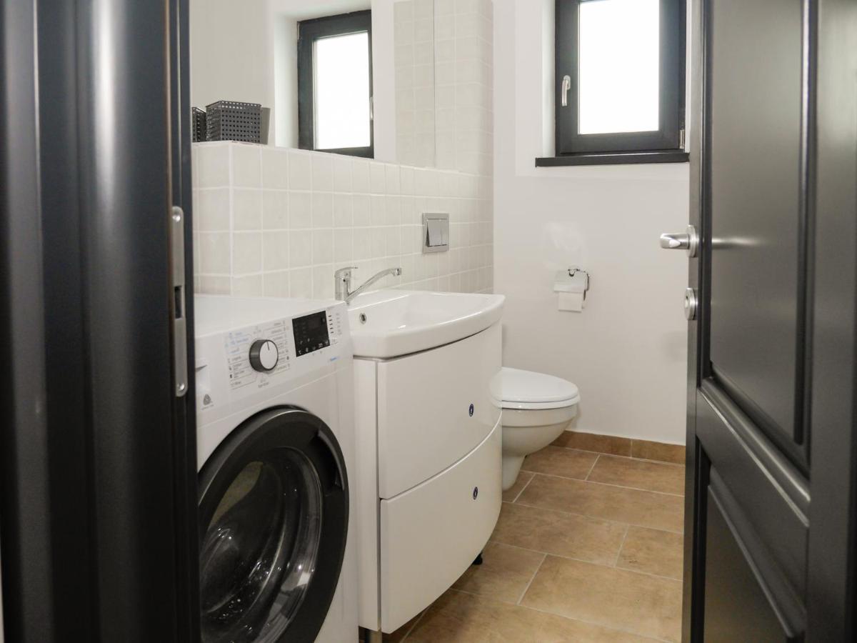 פיאטרה ניאמט Clement Apartments מראה חיצוני תמונה